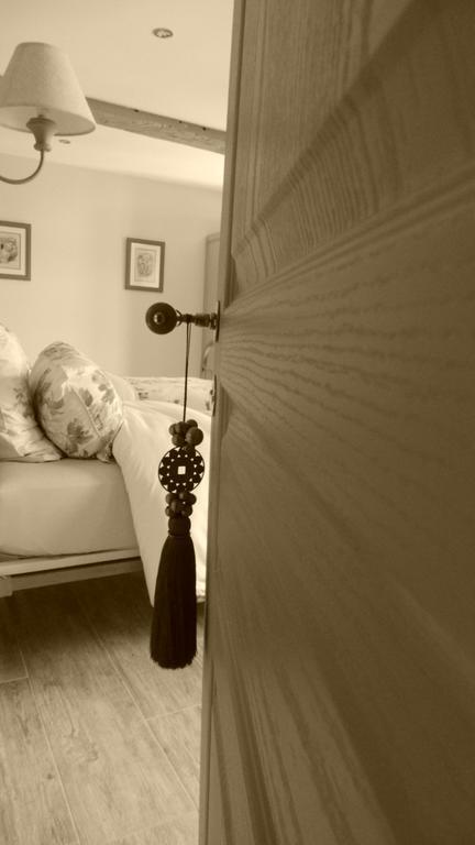 Le Grand Cedre Bed & Breakfast Lolme ห้อง รูปภาพ
